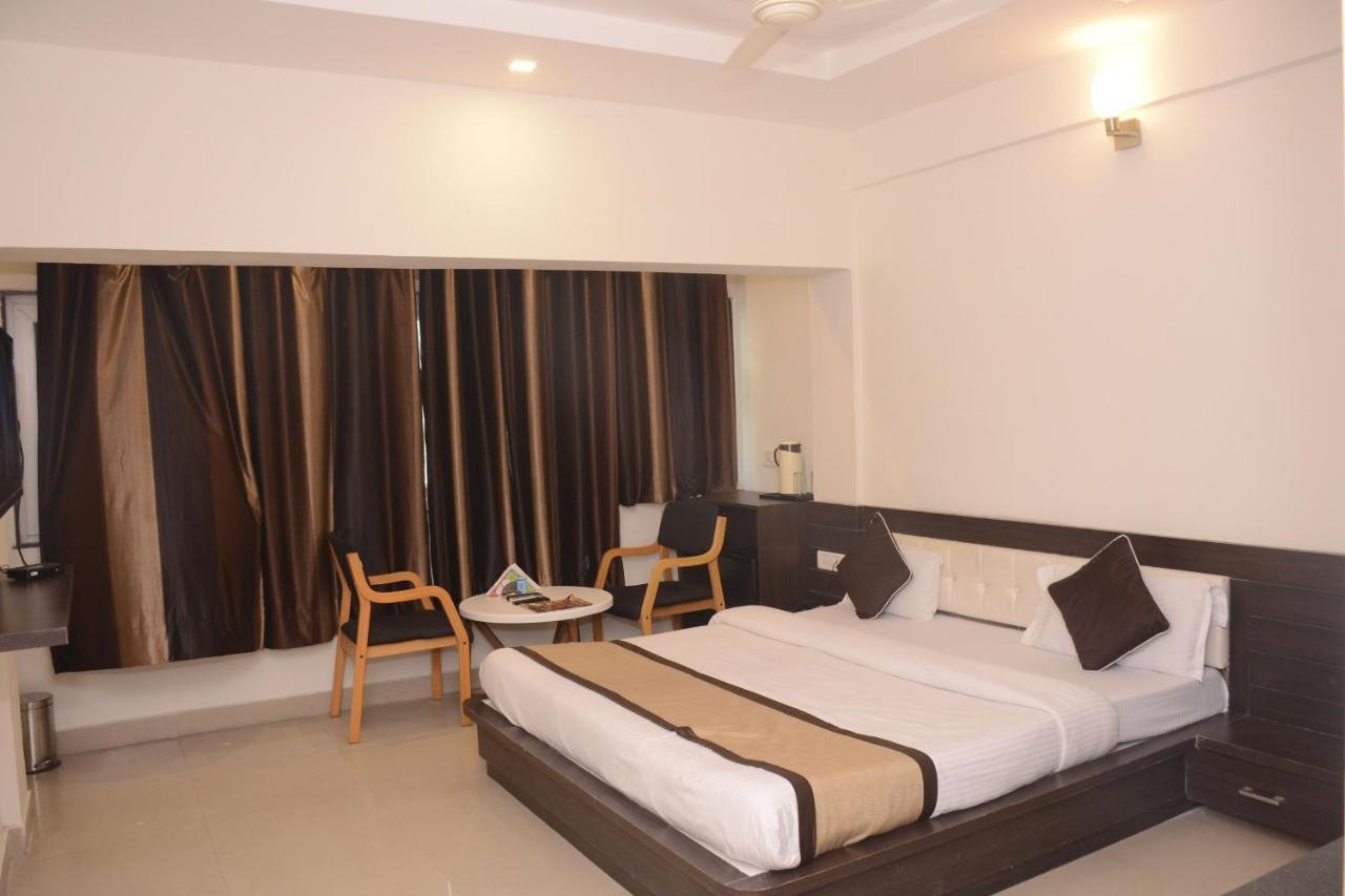 Hotel Bharat Kota  Exterior photo